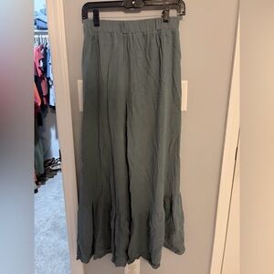 Elegant Green blue flowy pants